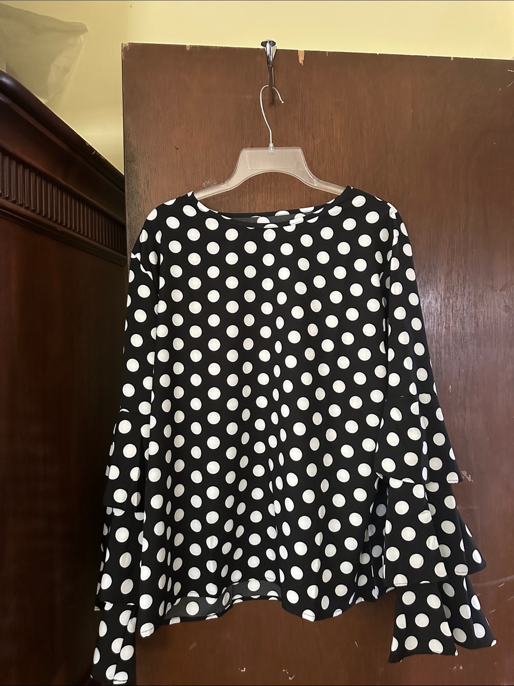 Black & White Polka Dot Ruffled Sleeve Blouse